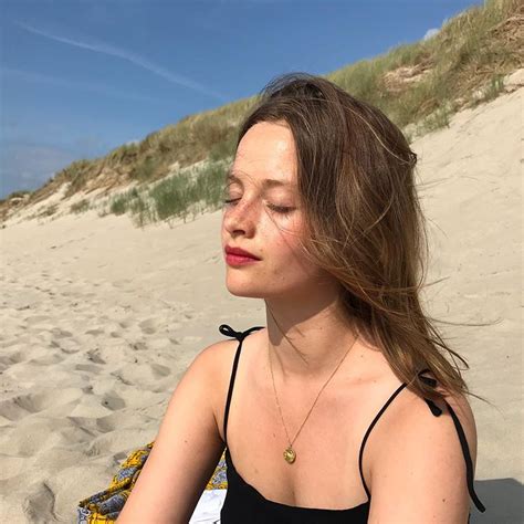 Camille On Instagram On A Marché Sur La Dune 🐚 Camille Yolaine