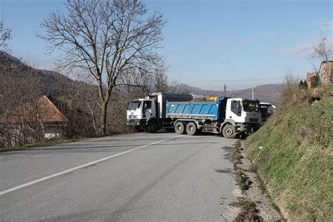 Još uvek nije počelo uklanjanje barikada na severu Kosova