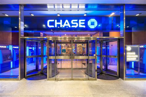 Chase private client is a program offered to select chase clients that keep a considerable amount of money in get free personal check designs when ordered through chase (fees may apply your private client banker will walk you through all the benefits and savings you can receive as a client. Chase Debuts Chase Pay App | PYMNTS.com