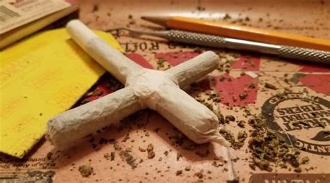 How To Roll A Cross Joint Weedsources Stoner Things