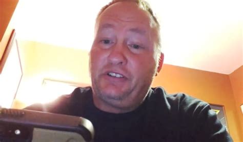 Dad Calls Out Daughters Racist Bullies In Youtube Video