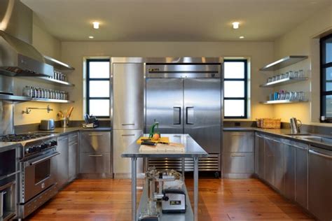 To combat this kraus uses their own proprietary sound their designs are sleek, functional, and are specially designed for the versatile home chef. 18 Beautiful Stainless Steel Kitchen Design Ideas