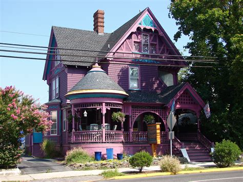 Purple Victorian House Victorian Homes Victorian Style Homes