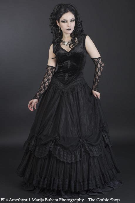Long Black Velvet And Net Vampire Dress Ladies Gothic Gothic