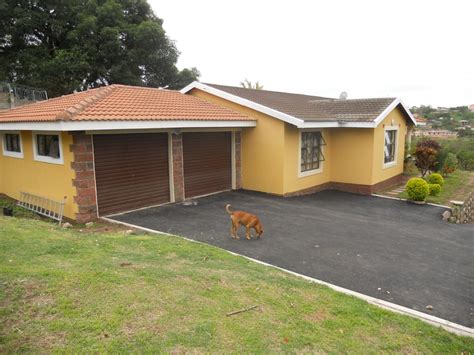 4 bedrooms and 4 bathrooms ~land title remaining 51 years until 2071 ~serious buyer please whatsapp at. 3 Bedroom House for Sale For Sale in Pinetown - Private ...