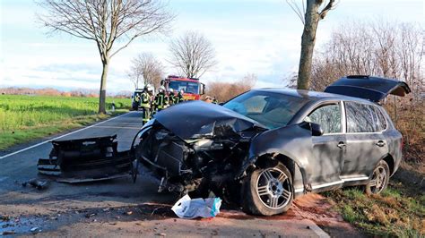 Porsche Fahrer Stirbt Nach Unfall Bei Wunstorf Kolenfeld