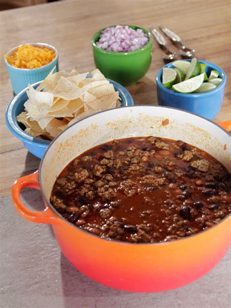 Simple Perfect Chili Recipe From Ree Drummond Via Food Network Chili Recipes Mexican Food
