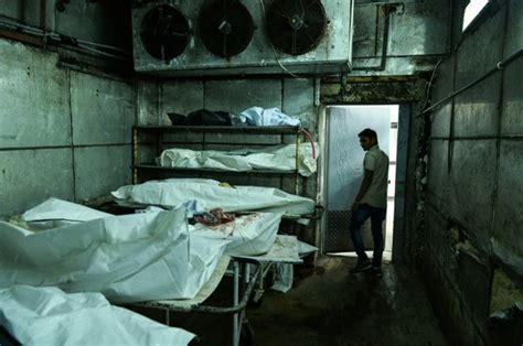 Dead Forgotten At New Delhis Decrepit Morgues Daily Mail Online