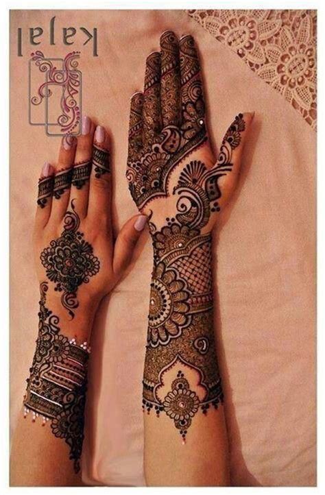 Best Arabic Bridal Mehndi Designs That Are Effortlessly