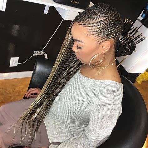 Hair of this type is very appealing if properly handled. 80 Amazing Feed in Braids for 2020