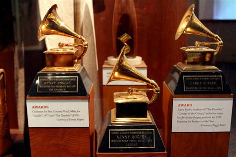 Grammy Statuettes Country Music Hall Of Fame Nashville Te Thank