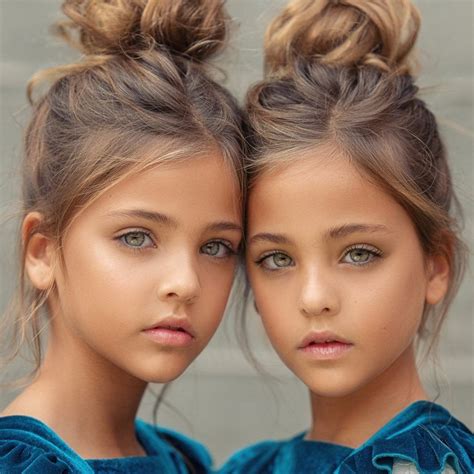 they were considered the world s most beautiful twins just take a look at them now wallpapers
