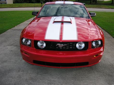 2006 Ford Mustang Gt Racing Stripes
