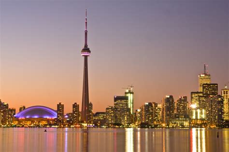 #discoveron ⁣⁣ pour du contenu en français suivez @tourismeontario. World Visits: Toronto The Most Extensive City of Canada