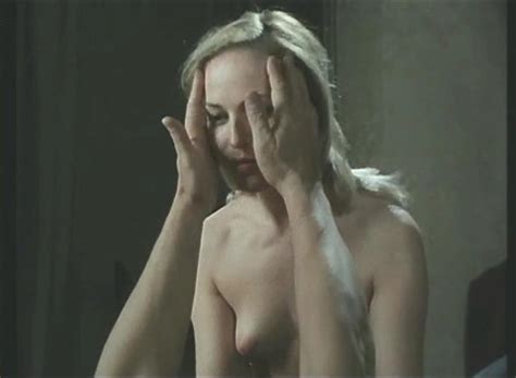 Naked Roxanne Bach In La Huella Del Crimen Jarabo