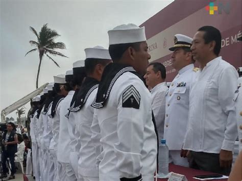 Celebran Día De La Armada De México Con Condecoraciones Al Personal