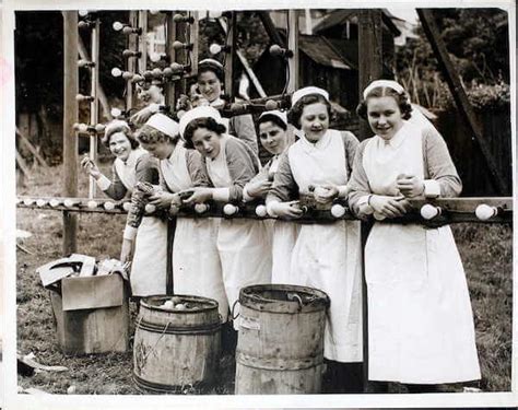 10 Stunning Photos Of Nurses Throughout History Ancestry Uk Blog