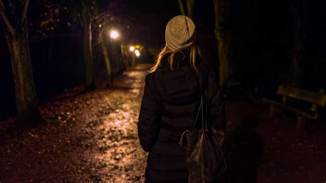Half Of All Women Too Scared To Walk Alone At Night Daily Telegraph