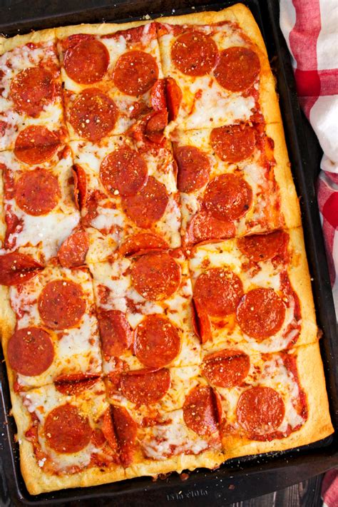 easy crescent roll pizza the two bite club