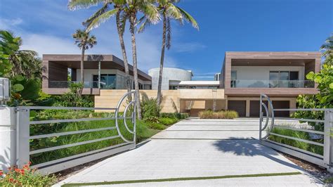Modern Poured Concrete Mansion On Floridas Jupiter Island The New
