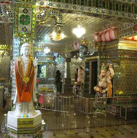 Jb's glass hindu temple is listed in the lonely planet's secret marvels of the world. Arulmigu Sri Raja Kallamman Indian Hindu Glass Temple in ...