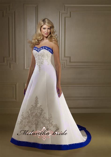 2012 Hot Sale A Line Sweetheart Neckline Satin Embroidered