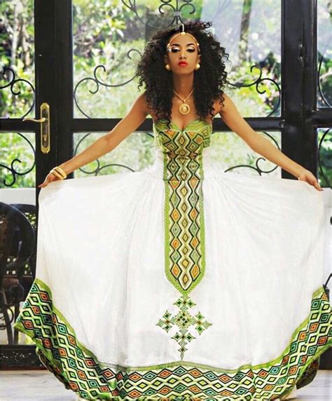Pin By Bella Jackson On Habesha Dress Ethiopian Traditional Dress Ethiopian Dress Ethiopian
