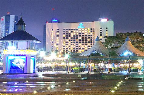 Merdeka palace hotel & suites locations, rates, amenities: Hotel Accommodation in Kuching, Sarawak