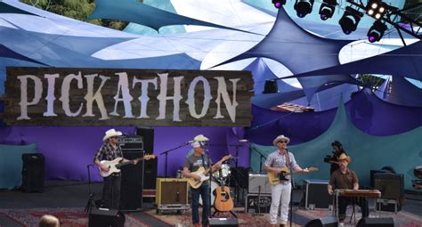The Country Side Of Pickathon 2016 In Words And Pictures Saving Country