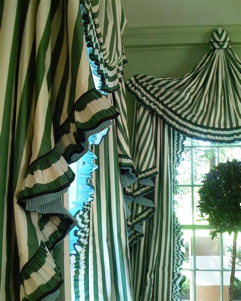 Whats Green And White And Striped All Over Davidhaagworkroom