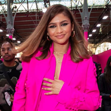 Zendayas New Bob Proves She Can Rock Any Hairstyle