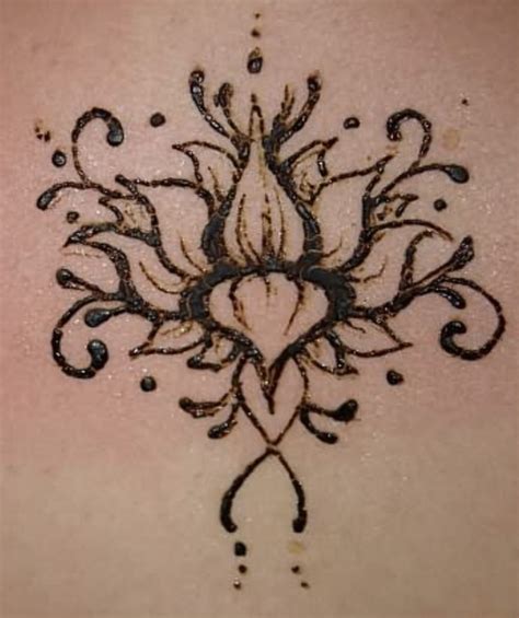 Check spelling or type a new query. Small and simple henna | Henna tattoo designs, Lotus flower henna, Flower henna