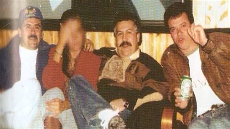 Colombia Pablo Escobar Y Nueve Sicarios Del Cártel De Medellín Mundo