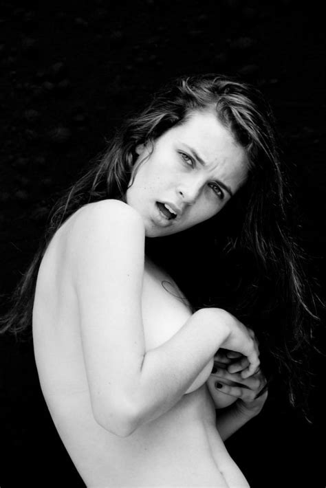 Kathleen Sorbara Topless 14 Photos Thefappening