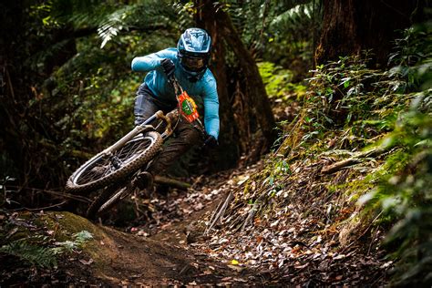 A Hoot A Holler And Chilled Out Racing At Maydena Enduro Jam Flow