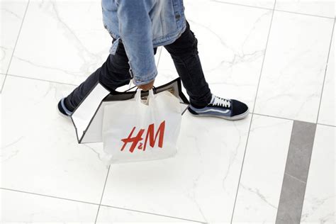 You can now enjoy deals from rm20 on selected items! H&M caught in controversy over black child in 'Monkey ...