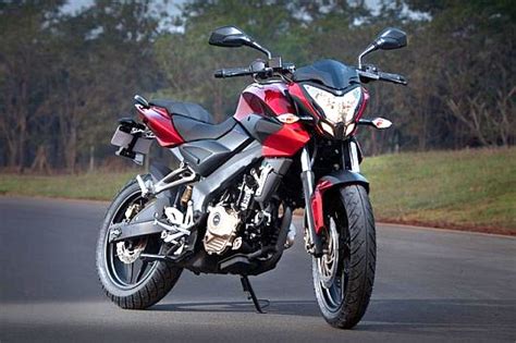 The pulsar ns200 is a powered by 199cc bs6 engine. AUTOVELOs: Bajaj Pulsar New Model 200 NS Price Details