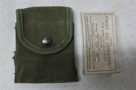 Us Military Vietnam M1956 First Aid Compass Pouch W Bandage First