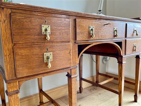 Beautiful Antique Arts And Crafts Oak Desk With Green Leather Top