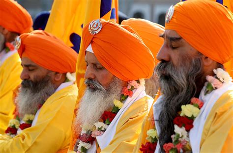 Sikh Federation Increases Pressure On Government To Categorise Sikhs As