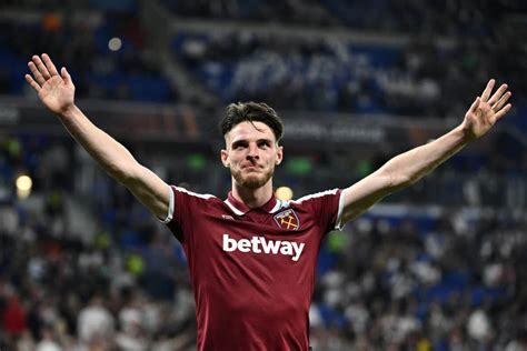 Declan Rice Completes British Record Transfer To Arsenal