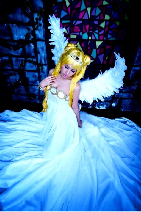 Sailor Moon Princess Serenity Cosplay