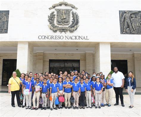 El Senado Abre Sus Puertas Para Los Niños De La Escuela Fidel Ferrer