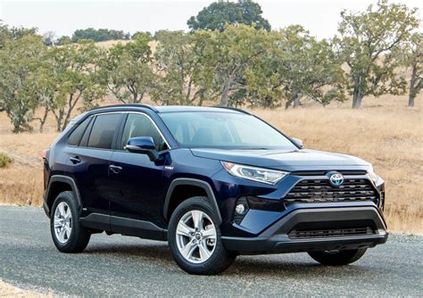 Toyota Offers Hybrid Electric Models In Rav4 Crossovers Lineup For