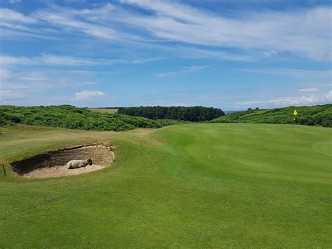 Course Review Southerndown Golf Club Wales Women And Golf