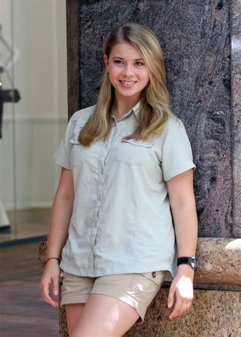 Bindi Irwin Nude Pictures Show Off Her Dashing Diva Like Looks The