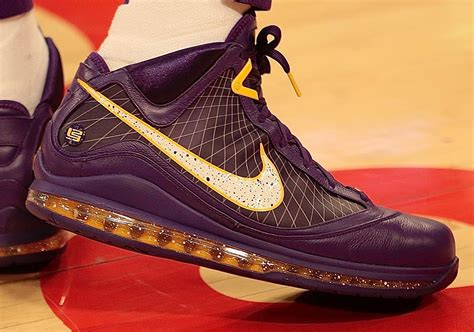 The lakers should be able to survive without davis. Nike LeBron 7 Alternate "Lakers" PE Purple | SneakerNews.com