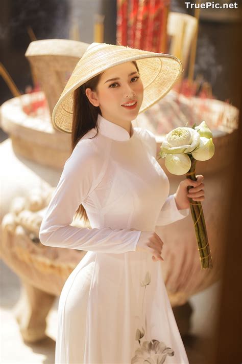 The Beauty Of Vietnamese Girls With Traditional Dress Ao Dai 2