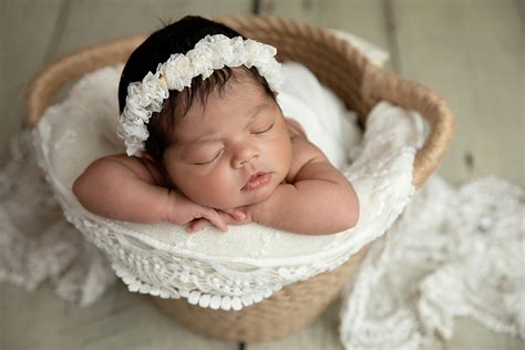 2k4a1025 Ksenia Pro Luxury Maternity And Newborn Baby Photography