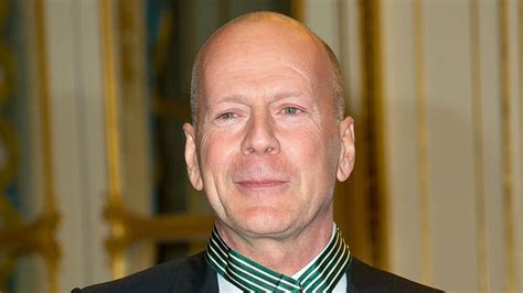 bruce willis retires from acting after being diagnosed with aphasia s chronicles